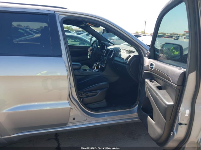 45924907 :رقم المزاد ، 1C4RJEAG8JC288802 vin ، 2018 Jeep Grand Cherokee Altitude 4x2 مزاد بيع