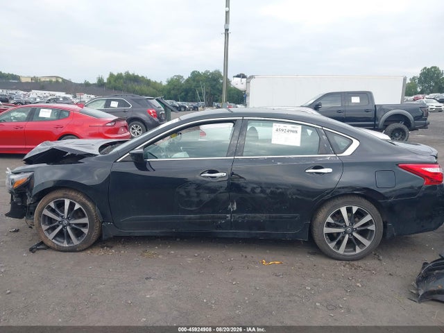 2016 Nissan Altima 2.5 Sr მანქანა იყიდება აუქციონზე, vin: 1N4AL3AP7GC200039, აუქციონის ნომერი: 45924908