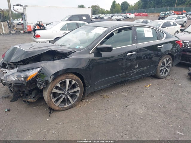 2016 Nissan Altima 2.5 Sr მანქანა იყიდება აუქციონზე, vin: 1N4AL3AP7GC200039, აუქციონის ნომერი: 45924908