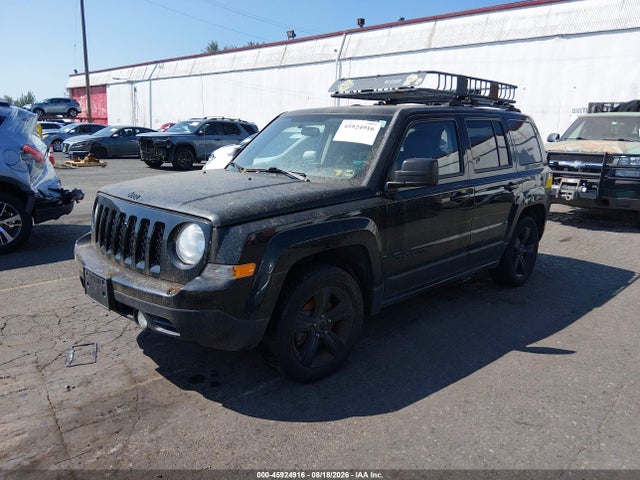 Jeep Patriot Altitude 2014 1C4NJPBA8ED888384 Image 2