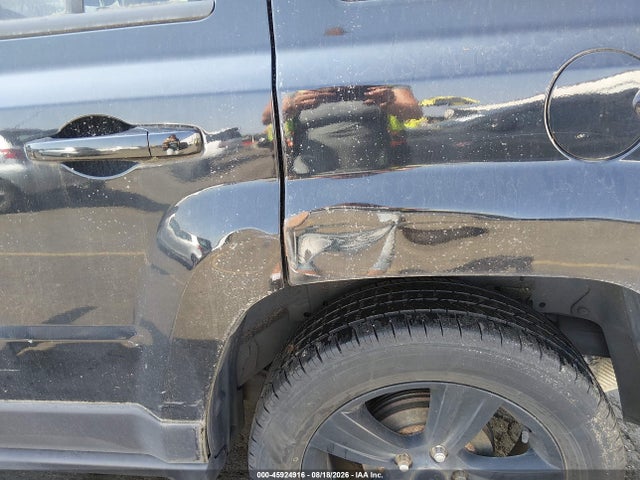 Jeep Patriot Altitude 2014 1C4NJPBA8ED888384 Image 6