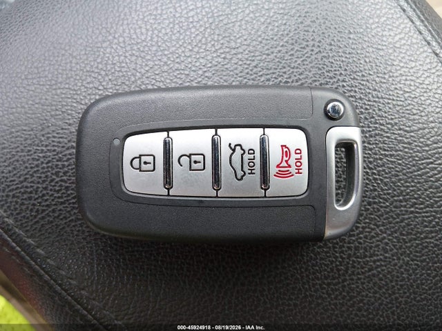 Продажа на аукционе авто 2013 Hyundai Sonata Limited, vin: 5NPEC4AC7DH775059, номер лота: 45924918