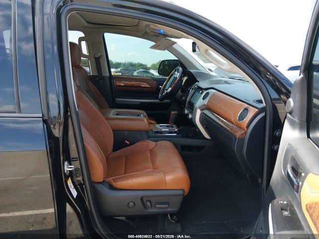5TFAW5F13JX728937 Toyota Tundra 1794 5.7l V8
