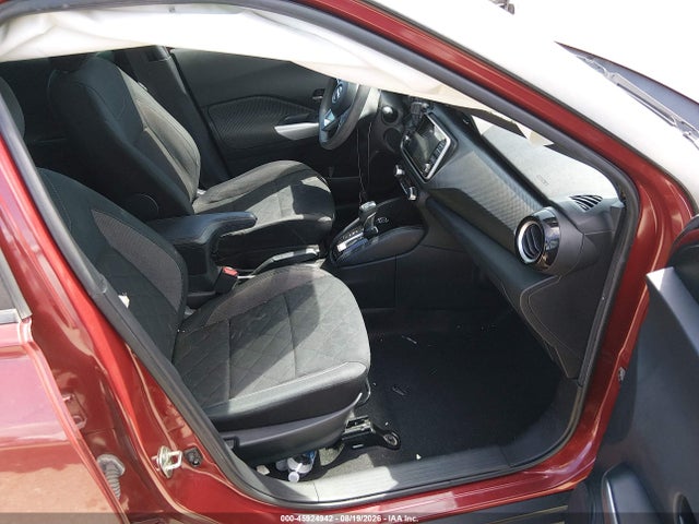 2020 Nissan Kicks Sv Xtronic Cvt მანქანა იყიდება აუქციონზე, vin: 3N1CP5CV9LL548389, აუქციონის ნომერი: 45924942