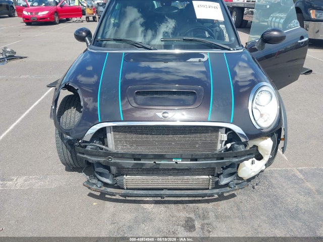 Продажа на аукционе авто 2013 Mini Convertible Cooper S, vin: WMWZP3C53DT550824, номер лота: 45924948