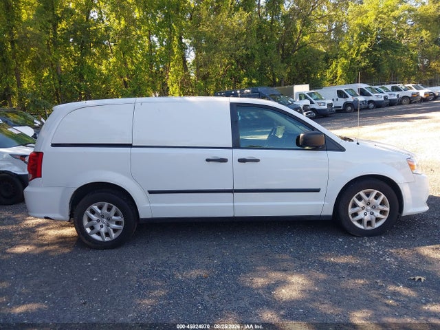 45924970 :رقم المزاد ، 2C4JRGAG6FR568220 vin ، 2015 Ram Cargo Tradesman مزاد بيع