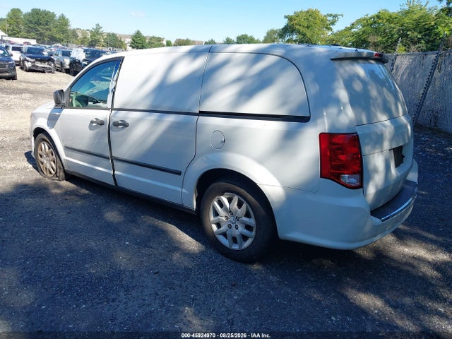 45924970 :رقم المزاد ، 2C4JRGAG6FR568220 vin ، 2015 Ram Cargo Tradesman مزاد بيع