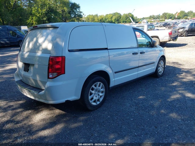 45924970 :رقم المزاد ، 2C4JRGAG6FR568220 vin ، 2015 Ram Cargo Tradesman مزاد بيع