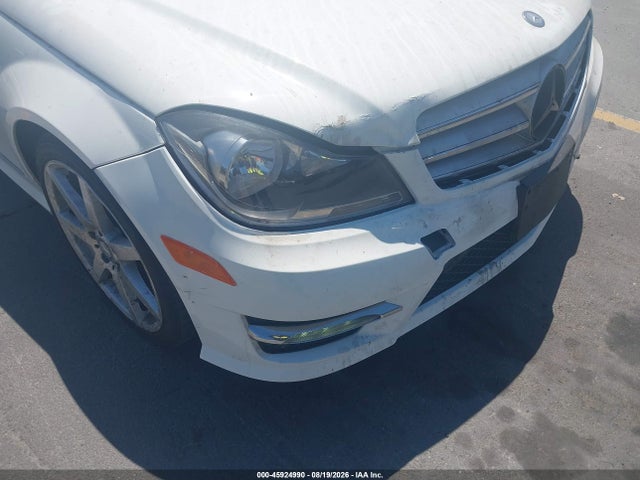 45924990 :رقم المزاد ، WDDGF4HB5EA952994 vin ، 2014 Mercedes-benz C 250 Luxury/sport مزاد بيع