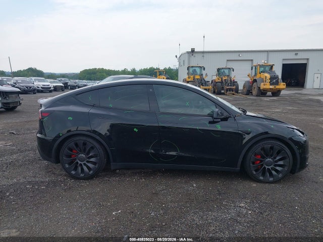 7SAYGDEF0NF511240 Tesla Model Y Performance Dual Motor All-wheel Drive