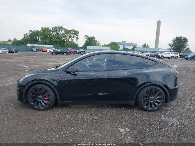 7SAYGDEF0NF511240 Tesla Model Y Performance Dual Motor All-wheel Drive
