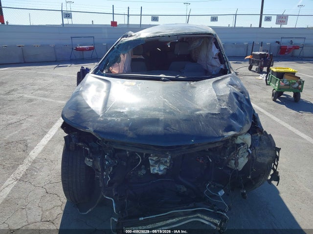 3GNAXHEV7KS680372 Chevrolet EQUINOX LS