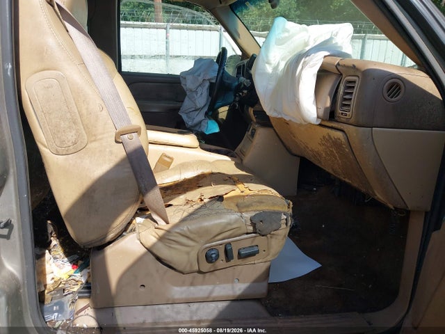 Aukcja sprzedaży 2000 Chevrolet Suburban 1500 Lt, vin: 3GNEC16T2YG109689, numer aukcji: 45925058