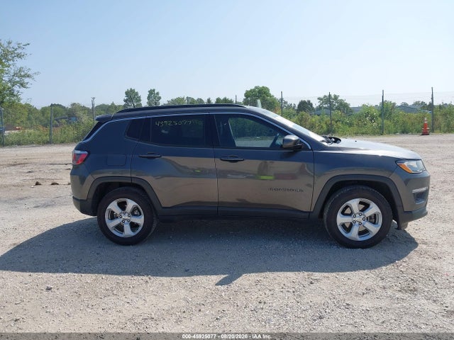 Продажа на аукционе авто 2018 Jeep Compass Latitude Fwd, vin: 3C4NJCBB1JT339275, номер лота: 45925077