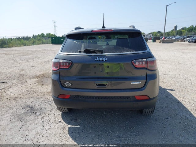 Продажа на аукционе авто 2018 Jeep Compass Latitude Fwd, vin: 3C4NJCBB1JT339275, номер лота: 45925077