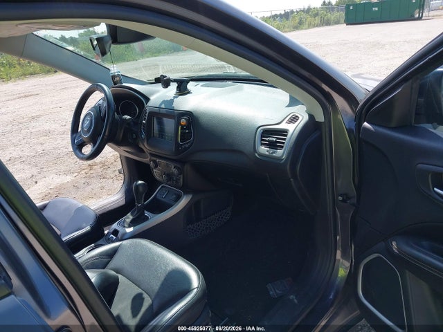 Продажа на аукционе авто 2018 Jeep Compass Latitude Fwd, vin: 3C4NJCBB1JT339275, номер лота: 45925077