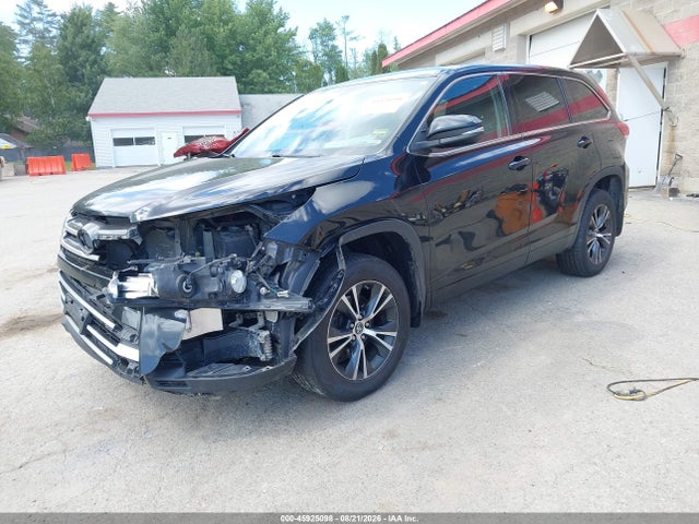 Продаж на аукціоні авто 2018 Toyota Highlander Le, vin: 5TDBZRFH9JS912639, номер лоту: 45925098