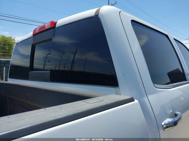 GMC Sierra 2500hd Denali 2018 1GT12UEY3JF251808 Image 19