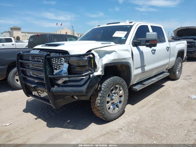 GMC Sierra 2500hd Denali 2018 1GT12UEY3JF251808 Image 2