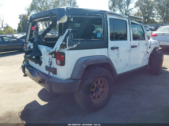 1C4BJWDG5HL720498 Jeep Wrangler Unlimited Willy Wheeler 4x4