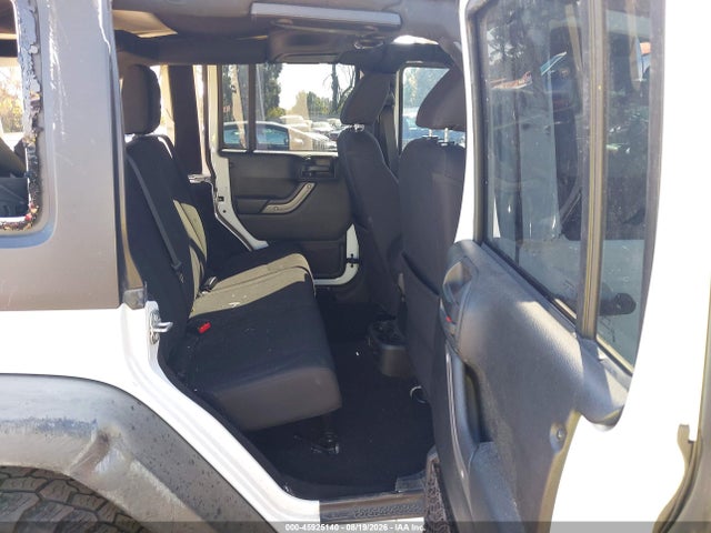 1C4BJWDG5HL720498 Jeep Wrangler Unlimited Willy Wheeler 4x4