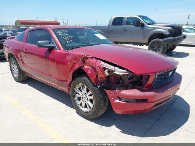 45925178 :رقم المزاد ، 1ZVFT80N165239481 vin ، 2006 Ford Mustang V6 مزاد بيع