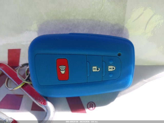 Продаж на аукціоні авто 2018 Toyota Prius Four, vin: JTDKARFU8J3057423, номер лоту: 45925186