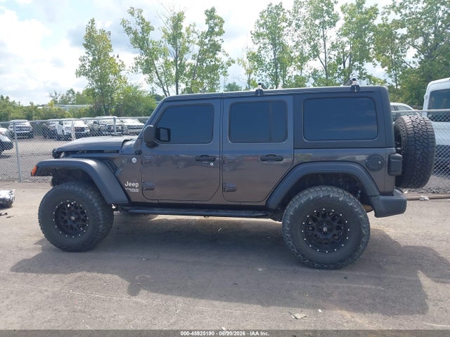 45925190 :رقم المزاد ، 1C4HJXDG1JW127063 vin ، 2018 Jeep Wrangler Unlimited Sport S 4x4 مزاد بيع