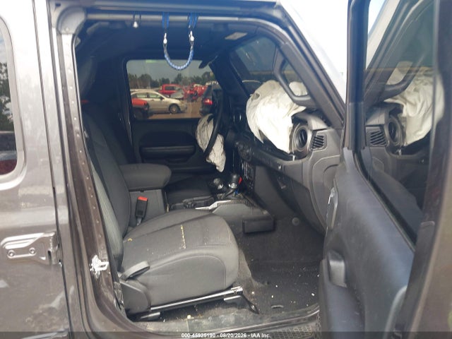 45925190 :رقم المزاد ، 1C4HJXDG1JW127063 vin ، 2018 Jeep Wrangler Unlimited Sport S 4x4 مزاد بيع