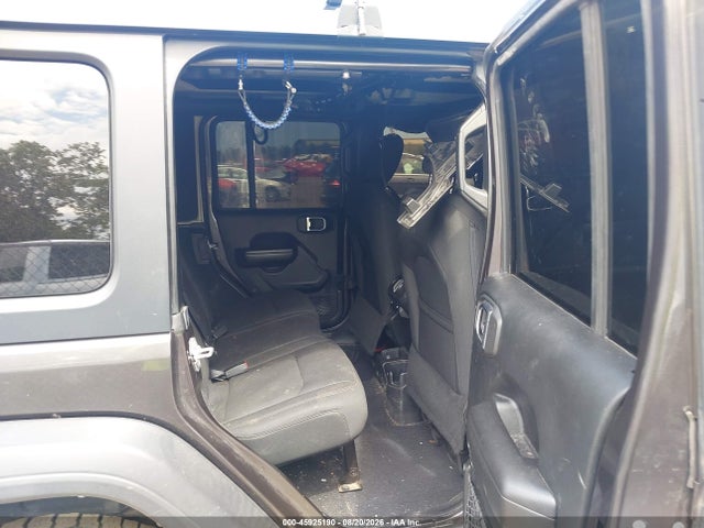 45925190 :رقم المزاد ، 1C4HJXDG1JW127063 vin ، 2018 Jeep Wrangler Unlimited Sport S 4x4 مزاد بيع