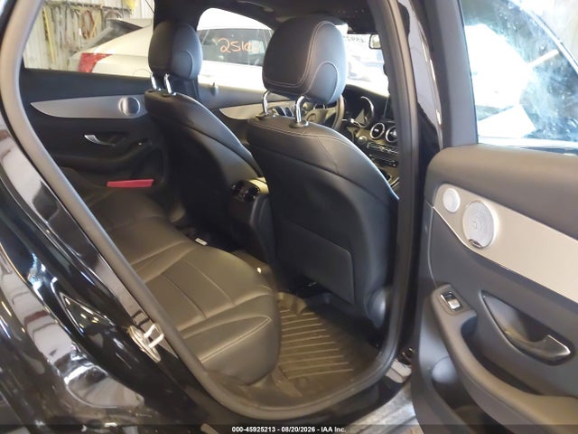 45925213 :رقم المزاد ، WDC0G4KB1KF634820 vin ، 2019 Mercedes-benz Glc 300 4matic مزاد بيع