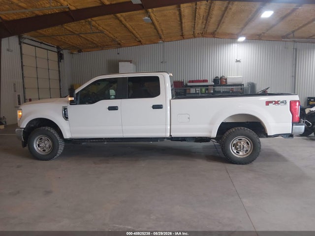 Продажа на аукционе авто 2017 Ford F-250 Xl, vin: 1FT7W2B60HED73015, номер лота: 45925238