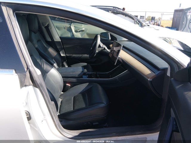 Продаж на аукціоні авто 2020 Tesla Model 3 Standard Range Plus Rear-wheel Drive/standard Range Rear-wheel Drive, vin: 5YJ3E1EAXLF634427, номер лоту: 45925247