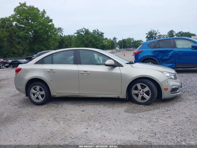2016 Chevrolet Cruze Limited 1lt Auto მანქანა იყიდება აუქციონზე, vin: 1G1PE5SB0G7165438, აუქციონის ნომერი: 45925281
