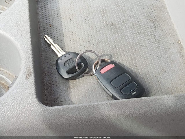 45925283 :رقم المزاد ، KNDMG4C73B6365849 vin ، 2011 Kia Sedona Lx مزاد بيع