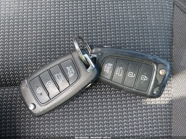 2020 Hyundai Accent Se მანქანა იყიდება აუქციონზე, vin: 3KPC24A67LE109116, აუქციონის ნომერი: 45925292