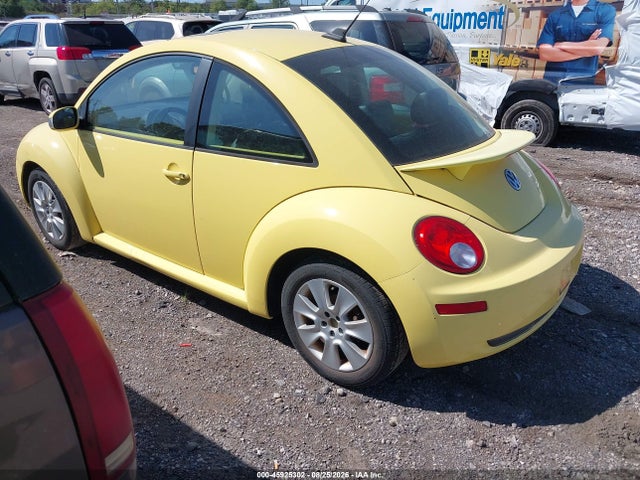 Aukcja sprzedaży 2010 Volkswagen New Beetle 2.5l, vin: 3VWRW3AG7AM012502, numer aukcji: 45925302