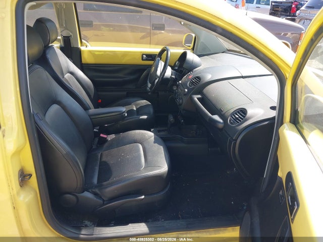 Aukcja sprzedaży 2010 Volkswagen New Beetle 2.5l, vin: 3VWRW3AG7AM012502, numer aukcji: 45925302
