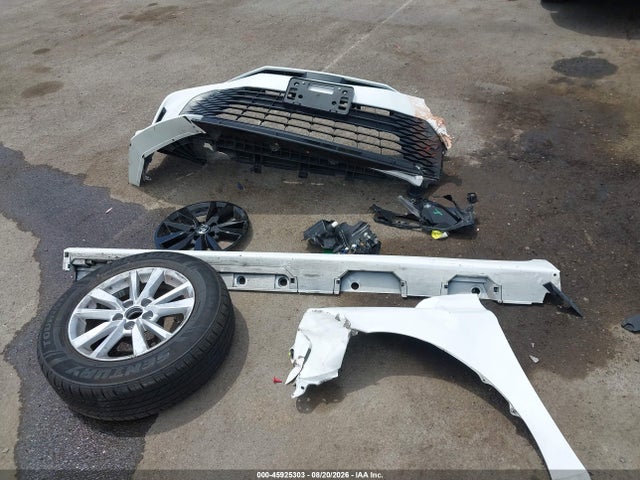 Toyota CAMRY LE 2025 4T1DAACKXSU024945 Image 12