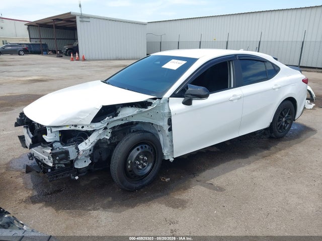 Toyota CAMRY LE 2025 4T1DAACKXSU024945 Image 2