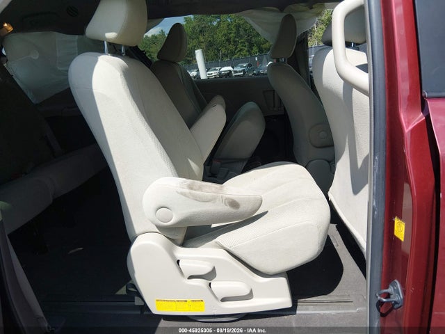 Aukcja sprzedaży 2011 Toyota Sienna, vin: 5TDKA3DC7BS002145, numer aukcji: 45925305