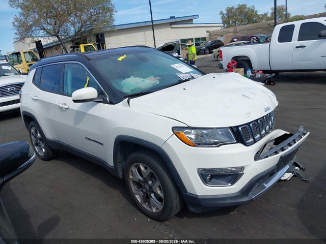 3C4NJDCB9JT147638 Jeep Compass Limited 4x4