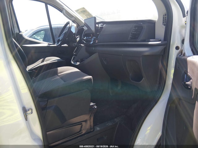 1FBAX2Y88TKA82935 Ford Transit-350 Passenger Van Xlt