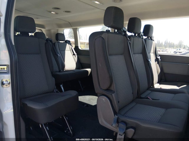 1FBAX2Y88TKA82935 Ford Transit-350 Passenger Van Xlt