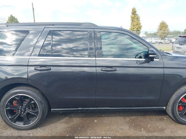 Продаж на аукціоні авто 2023 Ford Expedition Limited, vin: 1FMJU2AG6PEA19936, номер лоту: 45925323