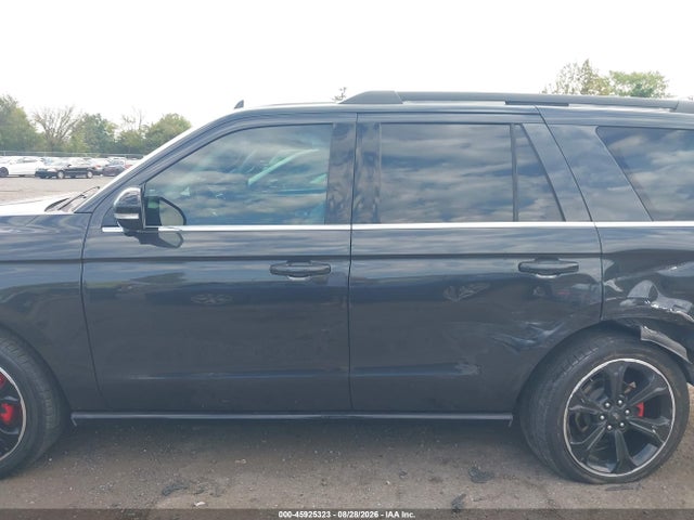 Продаж на аукціоні авто 2023 Ford Expedition Limited, vin: 1FMJU2AG6PEA19936, номер лоту: 45925323