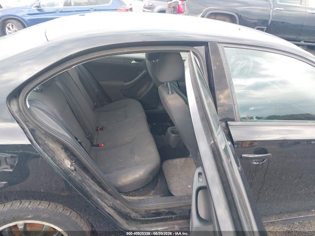 2011 Volkswagen Jetta 2.0l S მანქანა იყიდება აუქციონზე, vin: 3VW2K7AJ3BM089420, აუქციონის ნომერი: 45925338