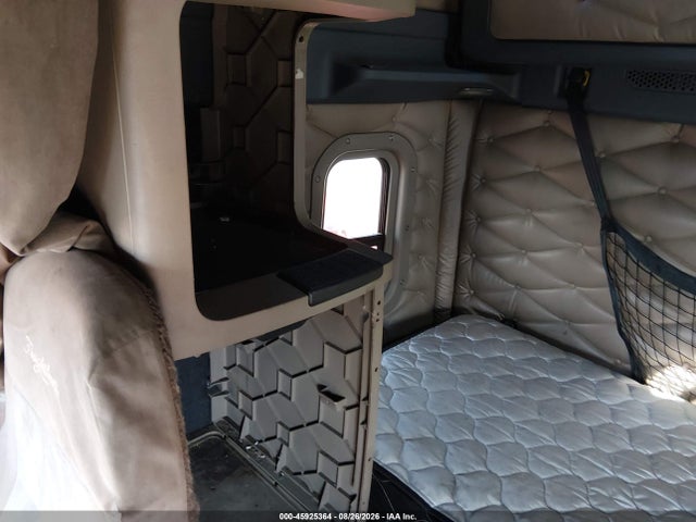 2016 Freightliner Cascadia 125 მანქანა იყიდება აუქციონზე, vin: 1FUJGLD55GLHB7257, აუქციონის ნომერი: 45925364