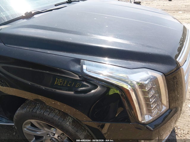 45925384 :رقم المزاد ، 1GYS4MKJ1FR695100 vin ، 2015 Cadillac Escalade Luxury مزاد بيع