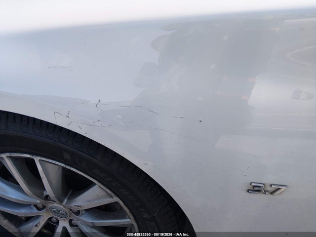 2015 Infiniti Q50 Premium მანქანა იყიდება აუქციონზე, vin: JN1BV7AP0FM352983, აუქციონის ნომერი: 45925390